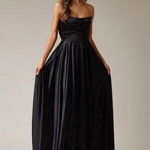 Black strapless formal dress. Bridesmaid prom party gala black tie a line